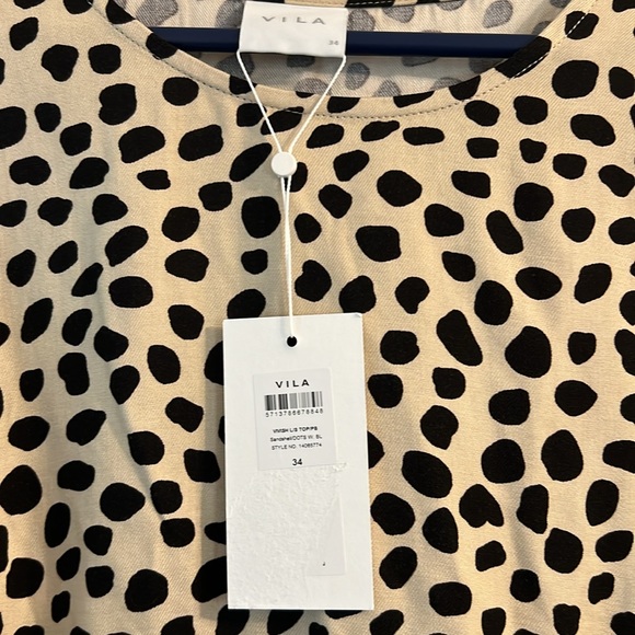 34 - Villa - Sandshell -Vinish L/S Top/PB - Picture 2 of 2